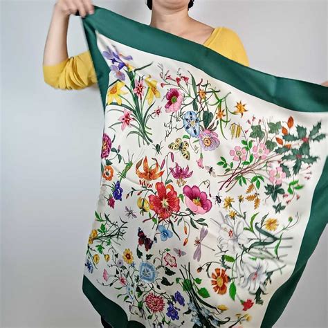 foulard flora gucci|gucci flora.